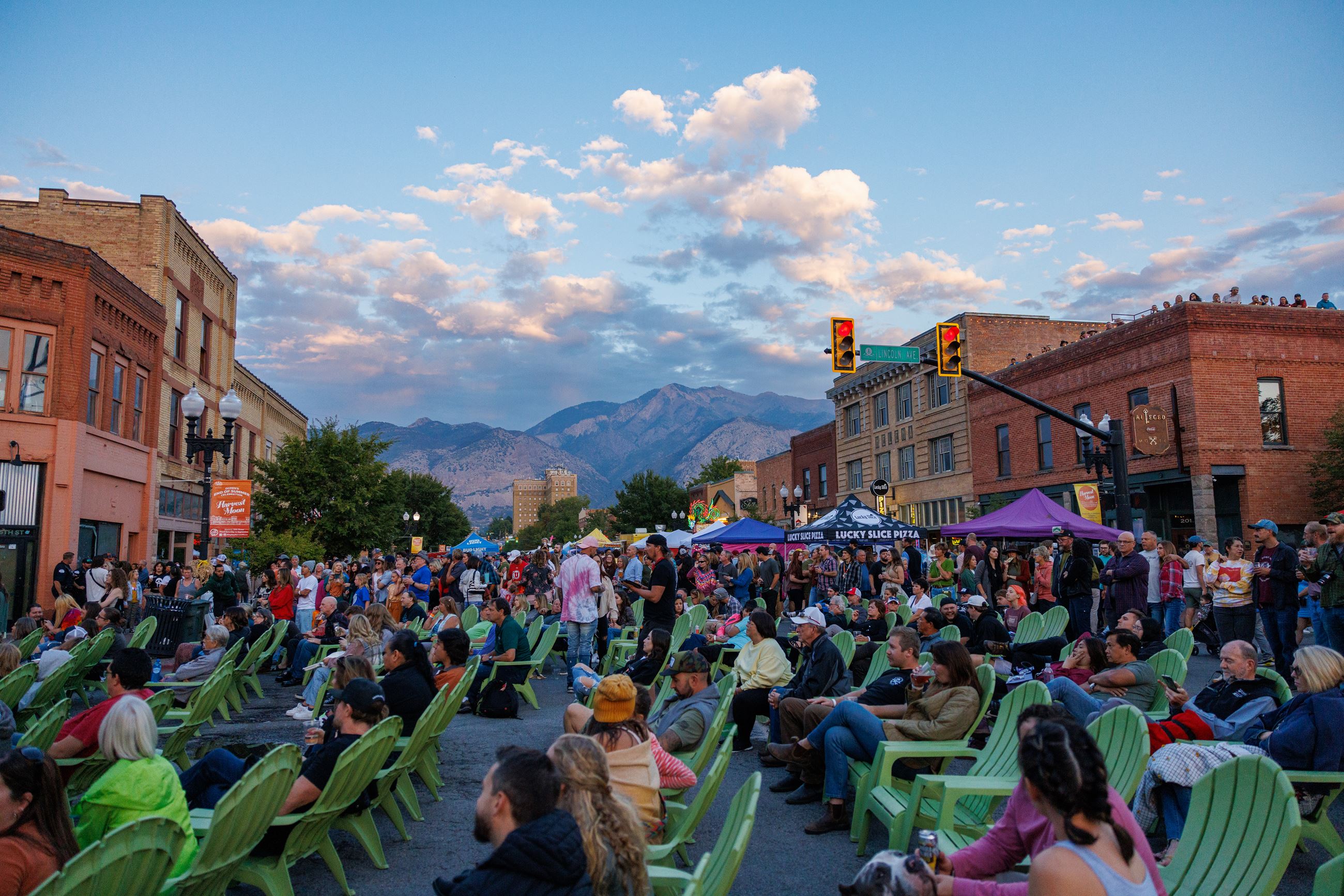ODA Farmers MArket Stage Performance