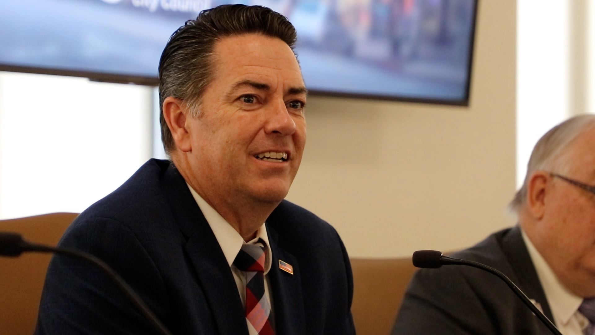 Ken Richey speaks after being sworn in for a second term